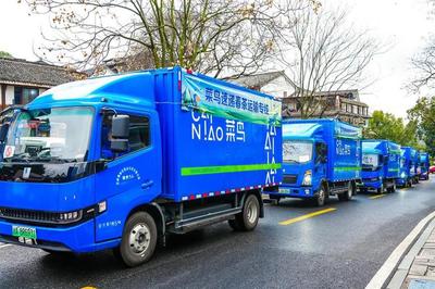 西湖龙井核心产区开采，首单由菜鸟速递完成城市配送服务